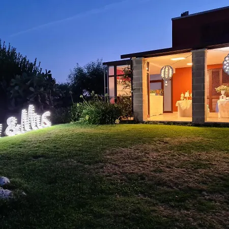 Nocleg ze śniadaniem Lu Casale 3*