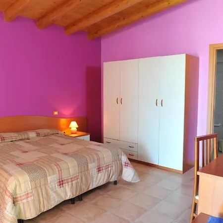 Lu Casale Bed and Breakfast